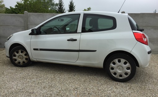 Renault Clio 1.5 DCI 70 Authentique 2008 - vue 2