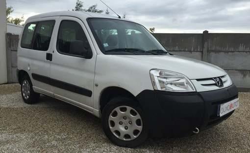 Peugeot Partner 1.6 HDI 75 2007 - vue 2