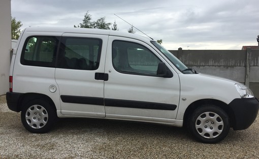Peugeot Partner 1.6 HDI 75 2007 - vue 3