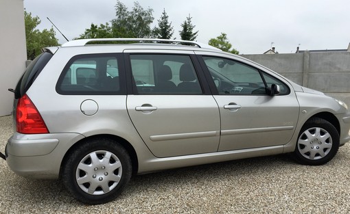 Peugeot 307 SW 1.6 HDI 90 2007 - vue 2