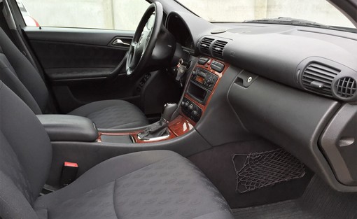 Mercedes-Benz C200 Bva 2001 - vue 4