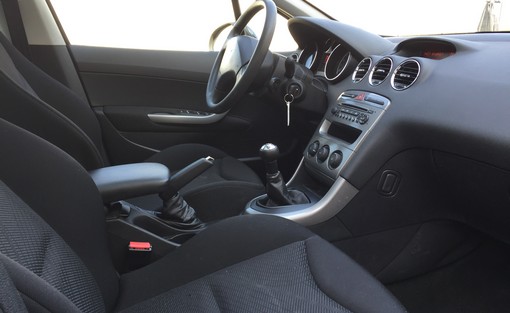 Peugeot 308 sw 1.6 hdi 92 ch access bvm5 2011 - vue 5