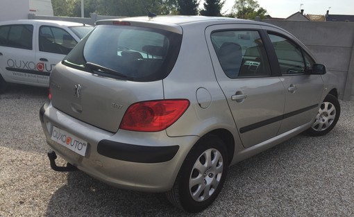 Peugeot 307 1.4 90 Ch 2005 - vue 3