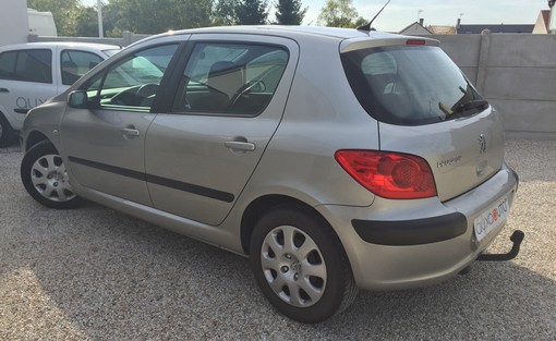 Peugeot 307 1.4 90 Ch 2005 - vue 4
