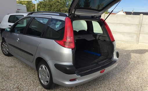 Peugeot 206 SW 1.4 HDI 70 Ch 2003 - vue 4