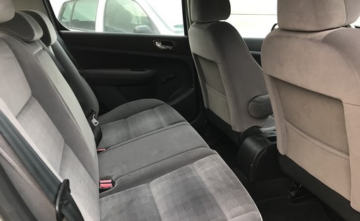 Peugeot 307 1.6 HDI 110 2005 - vue 5