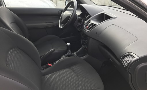 Peugeot 206+ 1.1 2012 - vue 4