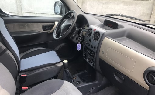 Peugeot Partner 1.4 totem 2006 - vue 4