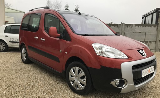 Peugeot Partner 1.6 HDI 112 outdoor 2011 - vue 3