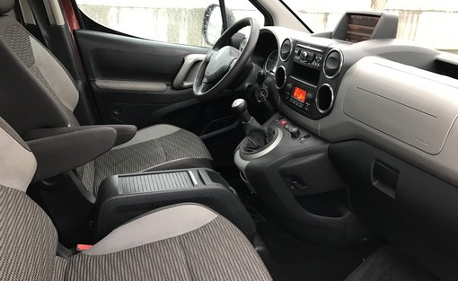 Peugeot Partner 1.6 HDI 112 outdoor 2011 - vue 5