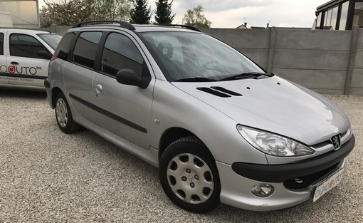 Peugeot 206 SW 1.4 2006 - vue 2