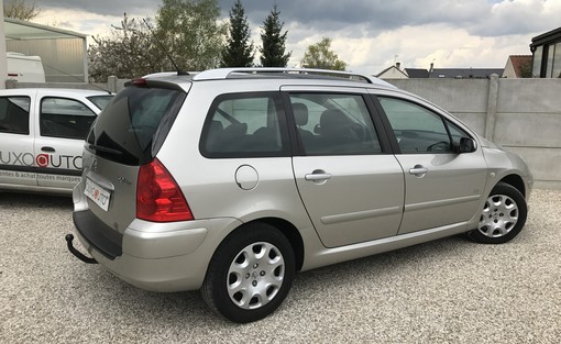 Peugeot 307 SW 1.6 HDI 90 2008 - vue 3