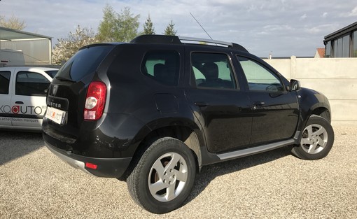 Dacia Duster 1.5 DCI 4X2 90 Ch laureate 2011 - vue 2