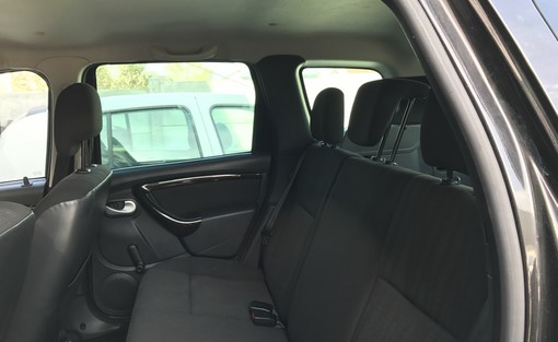 Dacia Duster 1.5 DCI 4X2 90 Ch laureate 2011 - vue 5