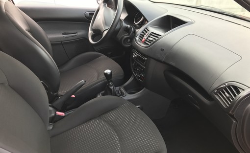 Peugeot 206 1.4 HDI 2009 - vue 3