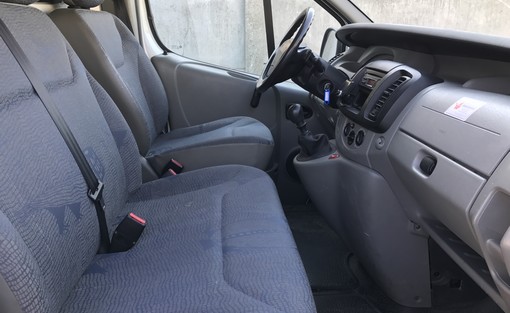Renault Trafic 1.9 DCI 100 2006 - vue 5