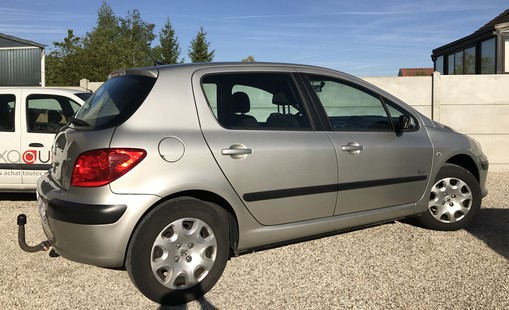 Peugeot 307 1.6 HDI 90 pack 2007 - vue 3