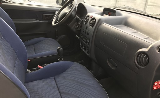 Peugeot Partner 1.4 2007 - vue 4