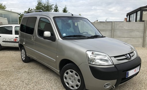 Peugeot Partner 1.6 HDI 75 2008 - vue 3