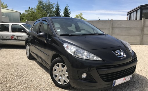Peugeot 207 1.4 75 Ch 2010 - vue 3