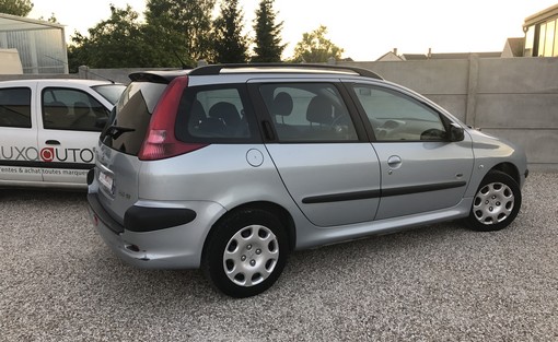 Peugeot 206 SW 1.1 xline 60ch 2005 - vue 3