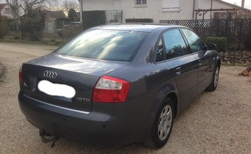 Audi Audi A4 130 Ch TDI 2003 - vue 2