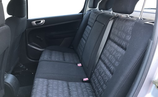 Peugeot 307 1.6 HDI 90 2005 - vue 5