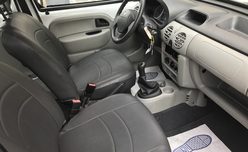 Renault Kangoo 1.5 DCI 70 Ch 2008 - vue 4