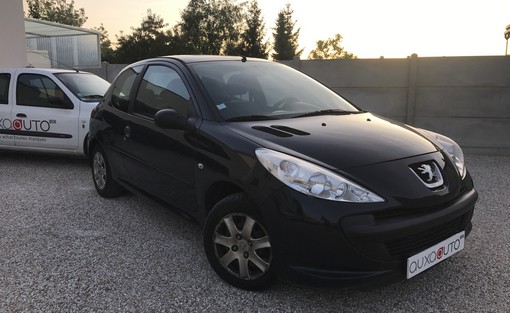 Peugeot 206+ 1.1 2009 - vue 3