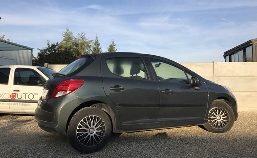 Peugeot 207 1.4 73 Ch urban 2010 - vue 2