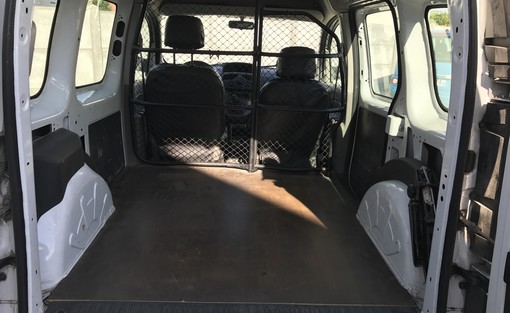Renault Kangoo 1.5 DCI 70 Ch 2010 - vue 4