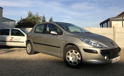 Peugeot 307 1.4 90 2007 - vue 3