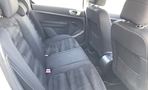 Peugeot 307 1.4 90 2007 - vue 5
