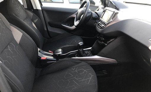 Peugeot 2008 1.4 HDI business 2014 - vue 4