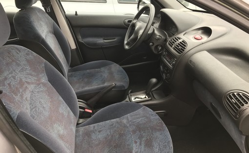 Peugeot 206 Bva 1.4 xr 2001 - vue 4