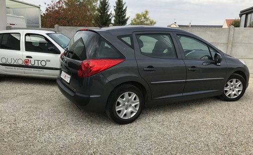 Peugeot 207 SW 1.6 HDI 92 2012 - vue 2
