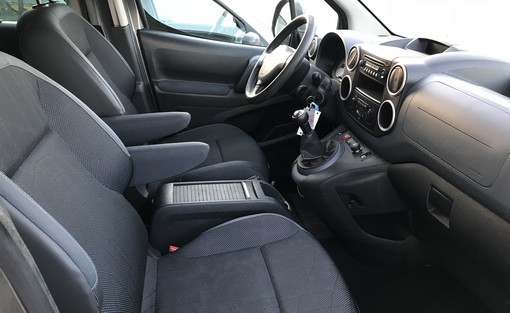 Peugeot Partner 1.6 HDI 92 2012 - vue 4