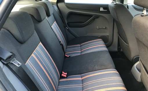 Ford Focus 1.6 TDCI 110 2008 - vue 5