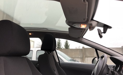 Peugeot 308 SW 1.6 HDI 92 2013 - vue 6