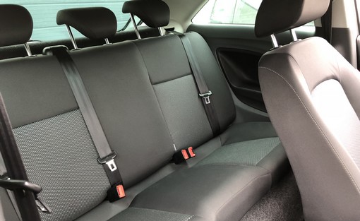SEAT Ibiza 1.4 TDI 80 ecomotive 2010 - vue 5