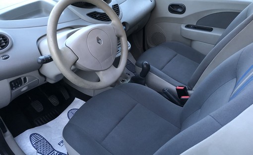 Renault Twingo 1.5 DCI 70 2008 - vue 6