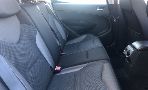 Peugeot 308 1.6 150 Ch Thp premium 2007 - vue 5
