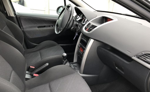 Peugeot 207 SW 1.4 95ch 2009 - vue 4