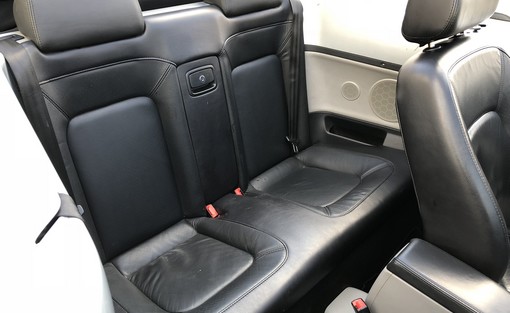 Volkswagen New Beetle 1.6 carat 2003 - vue 5