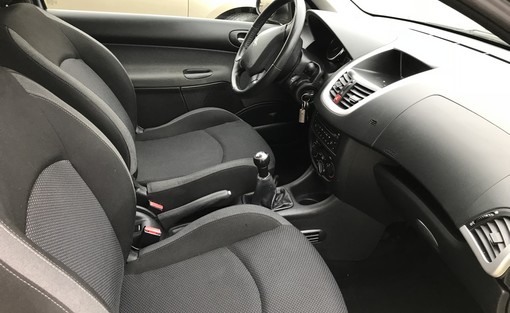 Peugeot 206 1.4 HDI 2011 - vue 4