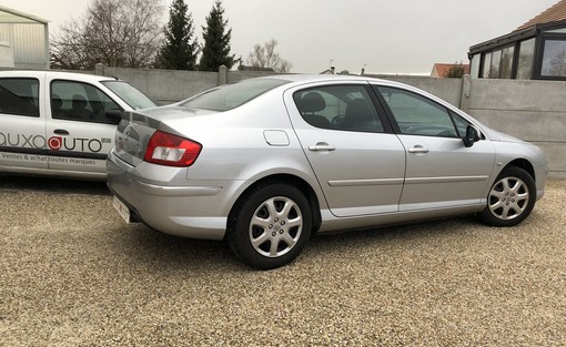 Peugeot 407 1.6 HDI 110 2010 - vue 2