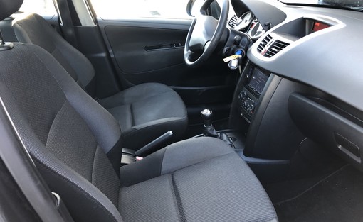 Peugeot 207 SW 1.4 95 Ch 2010 - vue 4