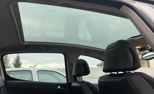 Peugeot 308 2.0 HDI Bva 2008 - vue 6