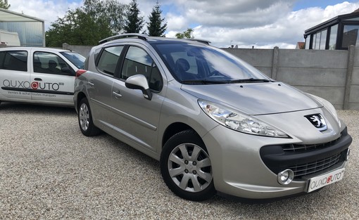 Peugeot 207 SW 1.6 HDI 92 2009 - vue 3