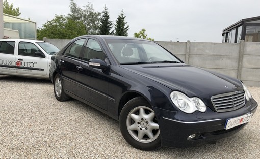 Mercedes-Benz Classe C220 elegance 2004 - vue 2
